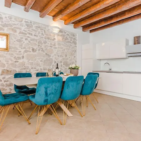 Сasa de vacaciones Old Zaton (Zadar)